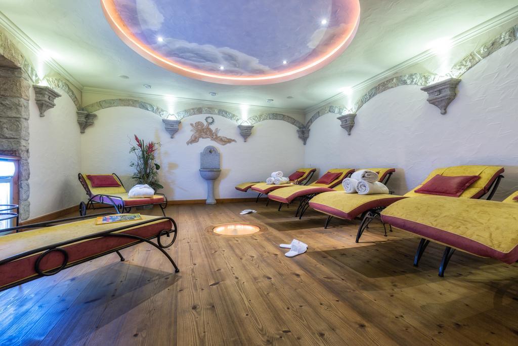 Apparthotel Alpenchalet Neukirchen am Grossvenediger Exterior photo